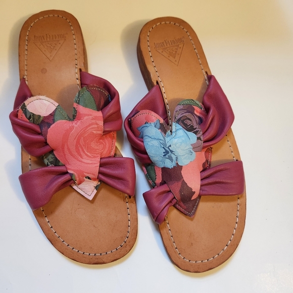 John Fluevog RIVER TAMBOFLAT SLIDE SANDAL size 8.5 in EUC - Picture 4 of 8